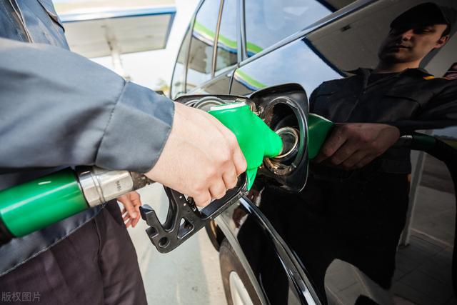 調(diào)配甲醇汽油對(duì)甲醇有什么要求 調(diào)配甲醇汽油對(duì)甲醇有什么要求